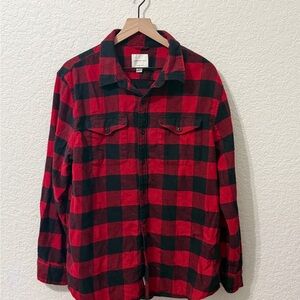 American Eagle Outfitters Red and Black Plaid Shirt